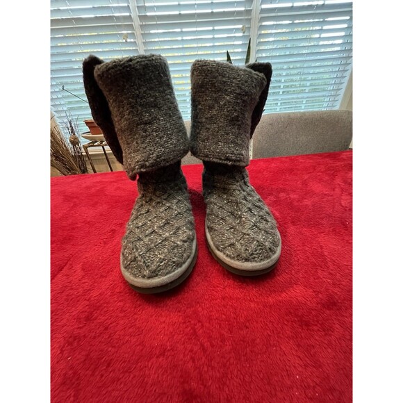 UGG Lattice Cardy Gray Knit Fur Boots Womens Size 8 - Picture 1 of 10